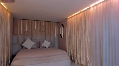 Lau  online show from November 2025 03:28:01 AM