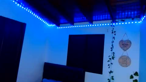 marcela online show from January 2026 01:43:01 AM