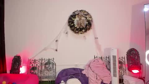  LaurynJeffers  online show from October 2025 05:38:01 AM