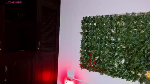  LaurynJeffers  online show from March 2026 07:51:01 PM