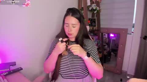          online show from October 2025 10:34:02 PM