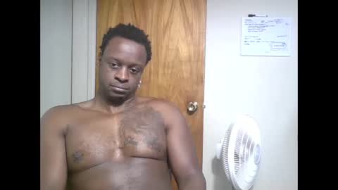 Snapshot of lavanderbrown chatting on September 2025 07:35:01 PM lavanderbrown online show from September 2025 07:35:01 PM