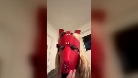 Snapshot of lavinia37 chatting on December 2025 12:15:02 AM lavinia37 online show from December 2025 12:15:02 AM