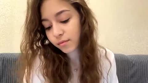 Snapshot of lavonebotten chatting on June 2026 08:08:01 AM Elina online show from June 2026 08:08:01 AM