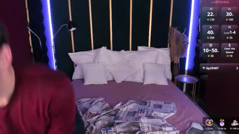 Lawrence online show from October 2025 08:33:02 PM