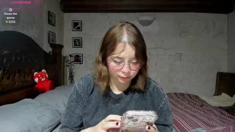 laylaah online show from February 2026 12:53:01 AM