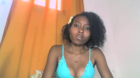 layannek online show from October 2025 08:13:01 AM