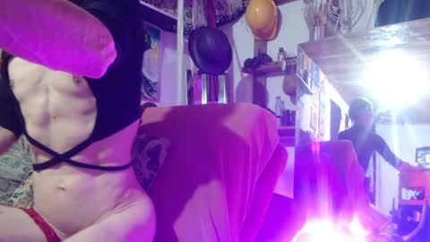 Snapshot of laye19 chatting on December 2024 10:57:02 PM Laye19 online show from December 2024 10:57:02 PM