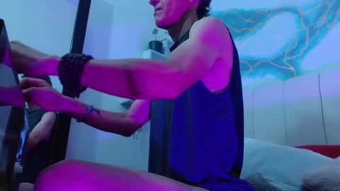 Snapshot of laye19 chatting on January 2025 02:15:01 PM Laye19 online show from January 2025 02:15:01 PM