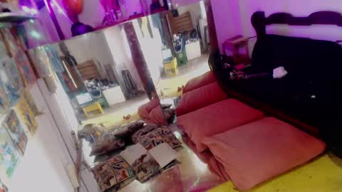 Snapshot of laye19 chatting on January 2025 07:08:01 PM Laye19 online show from January 2025 07:08:01 PM