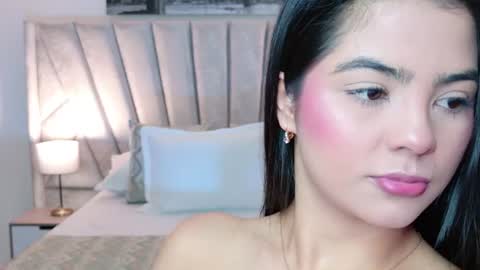 Layla Breezee online show from July 2026 11:35:01 AM
