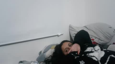 Snapshot of layla_latinax chatting on November 2025 03:40:02 AM Layla online show from November 2025 03:40:02 AM