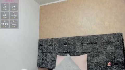 L A Y L A online show from November 2025 12:11:01 PM