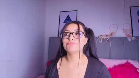 Snapshot of layla_nicols chatting on January 2025 06:21:01 PM Layla online show from January 2025 06:21:01 PM