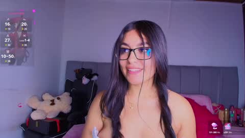 Snapshot of layla_nicols chatting on January 2025 02:47:01 PM Layla online show from January 2025 02:47:01 PM