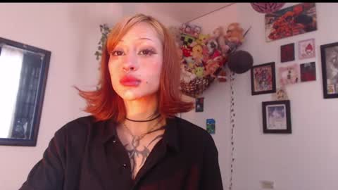 Snapshot of layla_quinn chatting on June 2026 02:05:01 PM layla_quinn online show from June 2026 02:05:01 PM