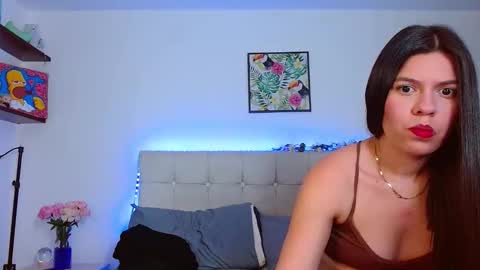 Snapshot of layla_roma chatting on June 2026 01:08:02 AM Lia and Rachel online show from June 2026 01:08:02 AM