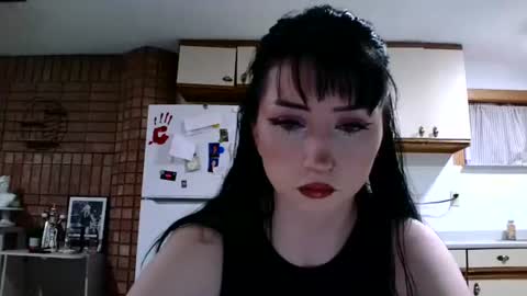 Snapshot of laylakills chatting on September 2025 05:30:01 AM Layla Kills online show from September 2025 05:30:01 AM