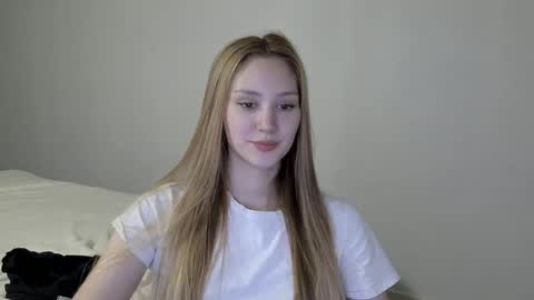 Snapshot of laylapretty001 chatting on December 2024 08:59:01 AM LaylaPretty001 online show from December 2024 08:59:01 AM