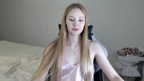 Snapshot of laylapretty001 chatting on February 2025 07:58:02 AM LaylaPretty001 online show from February 2025 07:58:02 AM