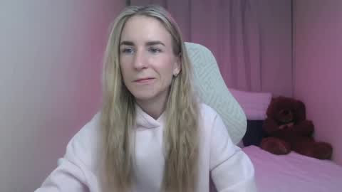 Snapshot of laymablast chatting on April 2026 06:05:02 AM laymablast online show from April 2026 06:05:02 AM