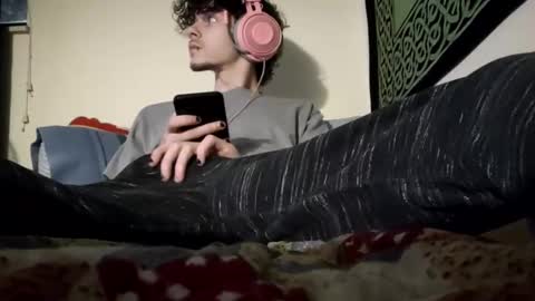 Snapshot of laymetorest420 chatting on March 2025 04:05:02 AM Stitch online show from March 2025 04:05:02 AM