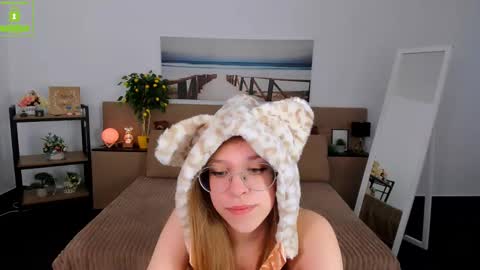 layriantavee online show from March 2025 01:20:01 PM