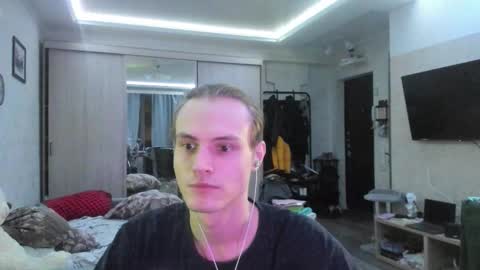 Snapshot of lazaret1k chatting on March 2026 05:45:02 PM Vladi online show from March 2026 05:45:02 PM