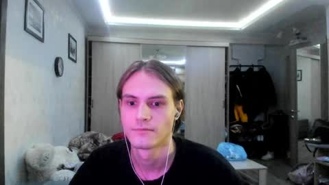 Snapshot of lazaret1k chatting on April 2026 08:57:01 PM Vladi online show from April 2026 08:57:01 PM