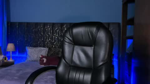 Lea Velle online show from April 2026 06:28:02 AM