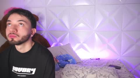 Snapshot of league_of_lovers2 chatting on February 2025 11:24:01 PM Vero Andy and Caius online show from February 2025 11:24:01 PM