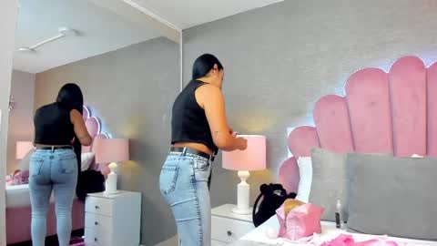 Snapshot of leahfontana chatting on February 2025 12:17:02 PM Leah Fontana online show from February 2025 12:17:02 PM