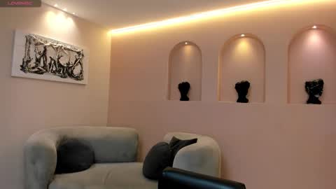 Snapshot of leahnovac chatting on October 2025 11:34:02 AM leahnovac online show from October 2025 11:34:02 AM