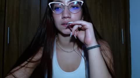 leanaalhub online show from February 2025 04:28:02 AM