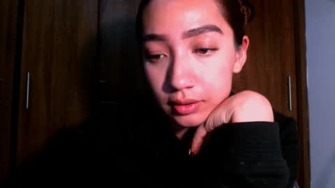 leanaalhub online show from October 2025 04:07:01 AM