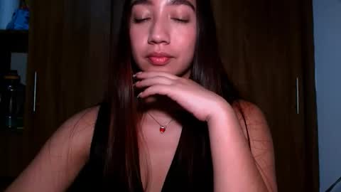 leanaalhub online show from November 2025 04:23:02 AM