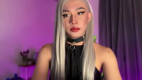 Miss Candy online show from June 2026 05:35:01 PM