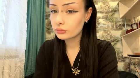 Kiki online show from April 2026 03:29:01 PM