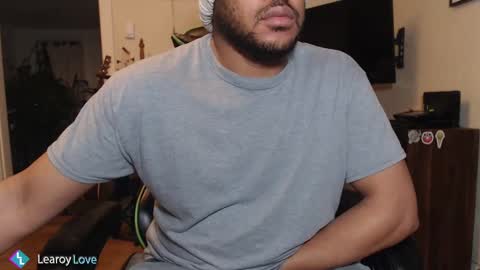 Snapshot of learoy chatting on February 2025 03:50:02 AM Learoy online show from February 2025 03:50:02 AM