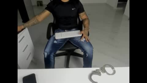 leather_king_of_bitches online show from April 2026 12:41:01 AM