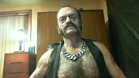 leathergreaser online show from January 2025 07:08:01 PM