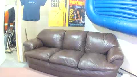 Snapshot of leatherluvefuck chatting on September 2025 09:31:02 PM kinky dirty fuck online show from September 2025 09:31:02 PM