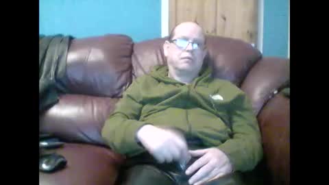 leatherpants68 online show from October 2025 09:05:02 PM