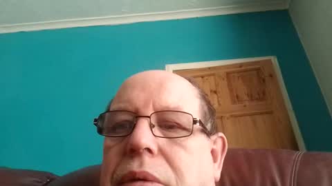 leatherpants68 online show from April 2026 02:51:01 PM