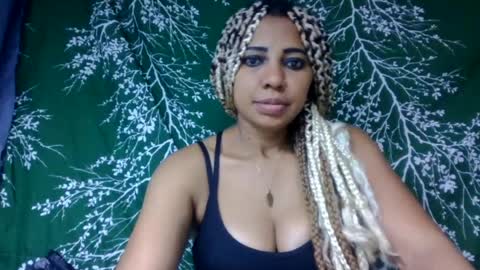 leatianaa online show from July 2026 11:10:02 PM