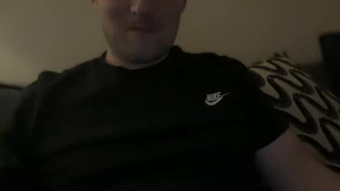 leedslad35 online show from December 2024 12:23:01 AM