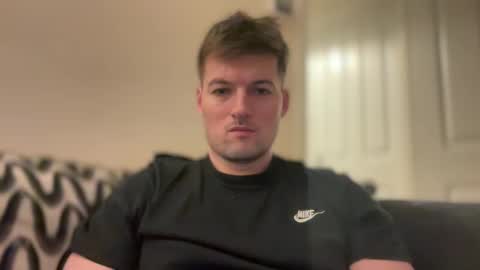 leedslad35 online show from December 2024 10:55:02 PM