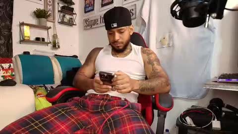 leenar_key online show from November 2025 12:56:01 PM