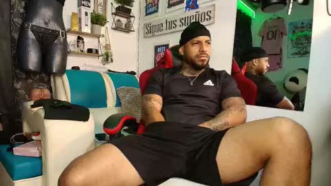 leenar_key online show from February 2026 08:18:02 AM