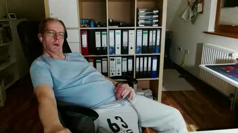 Dave online show from March 2026 11:21:02 PM